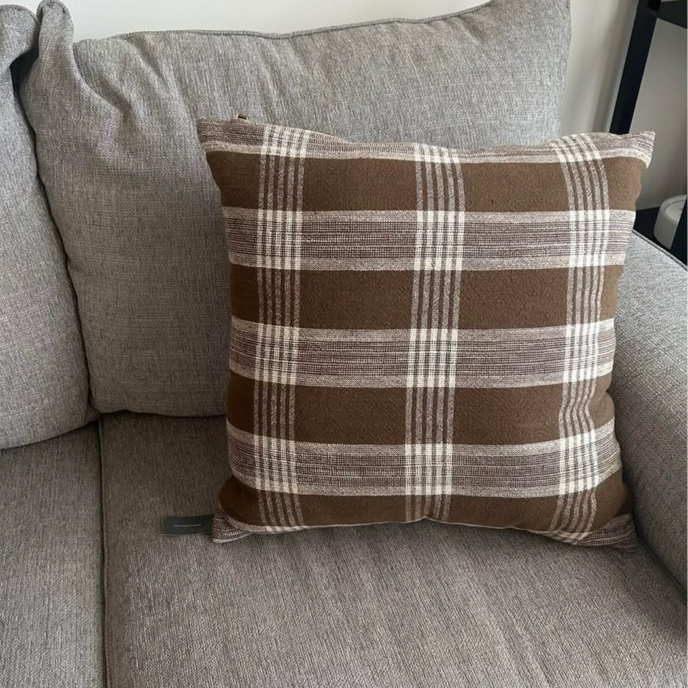 Threshold Studio McGee pillow covers (Set of 4)